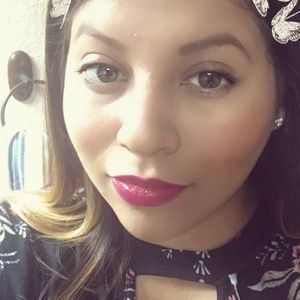 Meet your Posher, Aracely